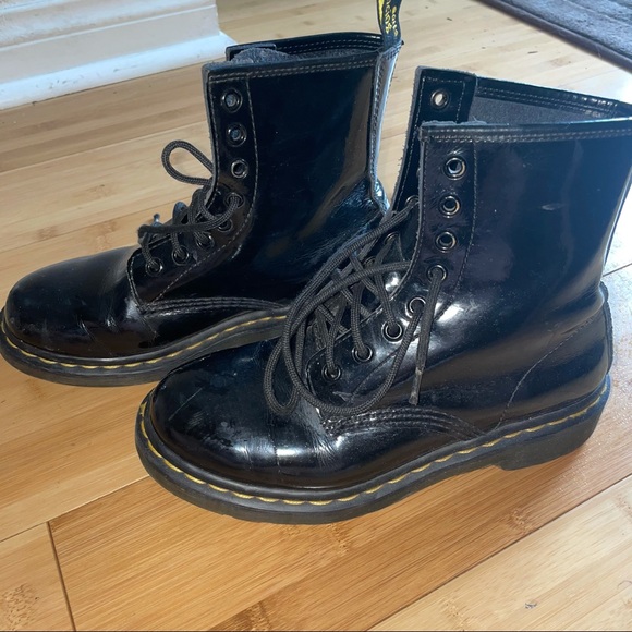 dr martens 1468